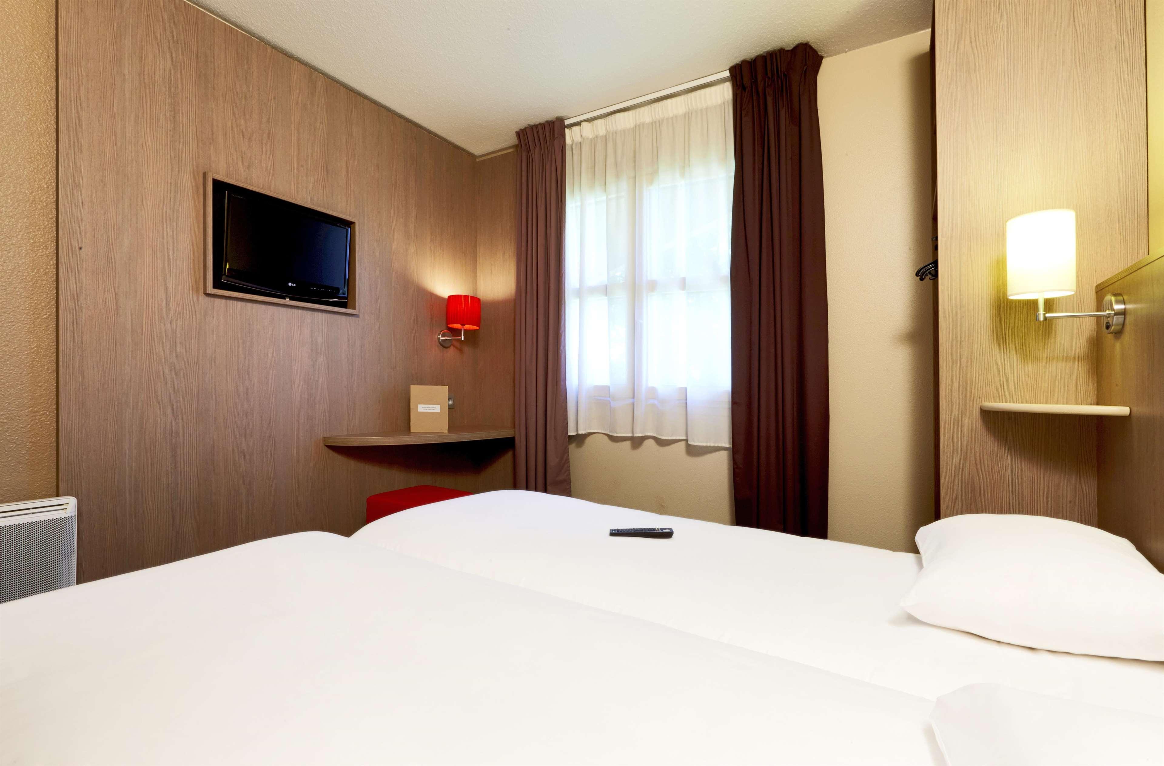 Brit Hotel Essentiel Σολέ Εξωτερικό φωτογραφία