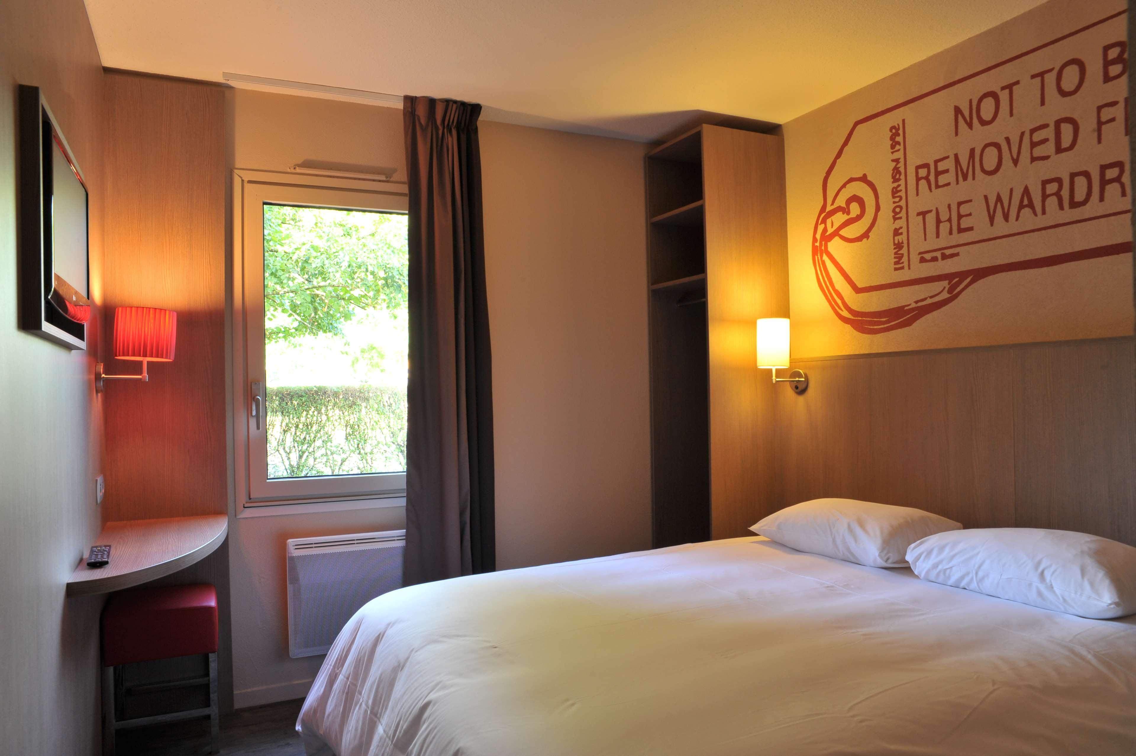 Brit Hotel Essentiel Σολέ Εξωτερικό φωτογραφία