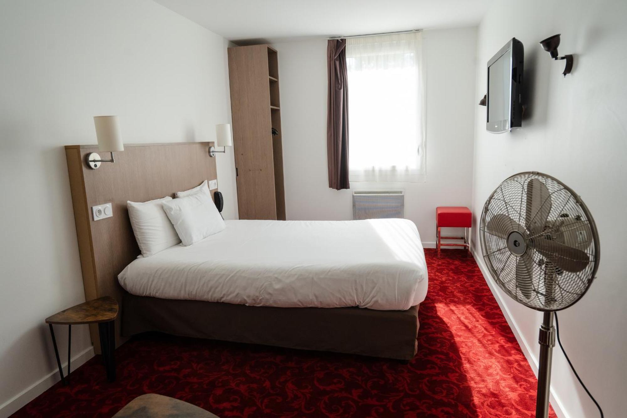 Brit Hotel Essentiel Σολέ Εξωτερικό φωτογραφία